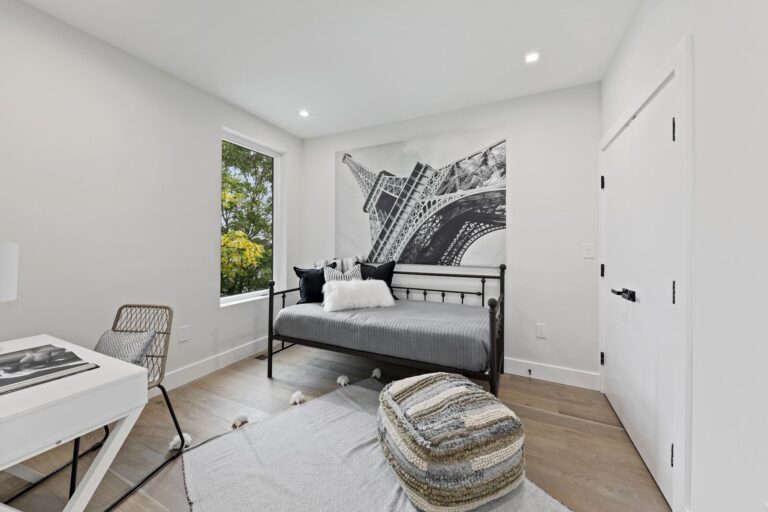 017_320_WEBSTER_ST_NW_UNIT_3_312816_582614